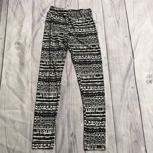 𝅺TAKE Two Leggings, One Size